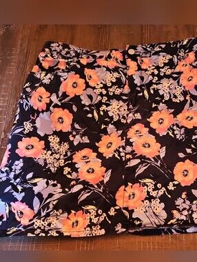 Croft & Barrow Navy Floral Plus Size Stretch Skort